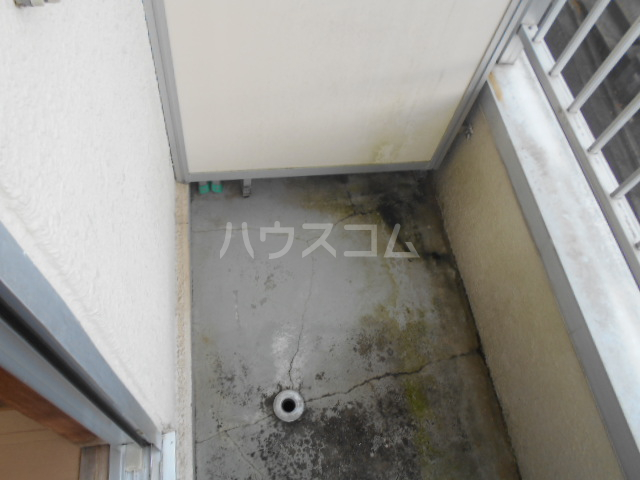 13/21 バルコニー