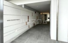 15/18 エントランス