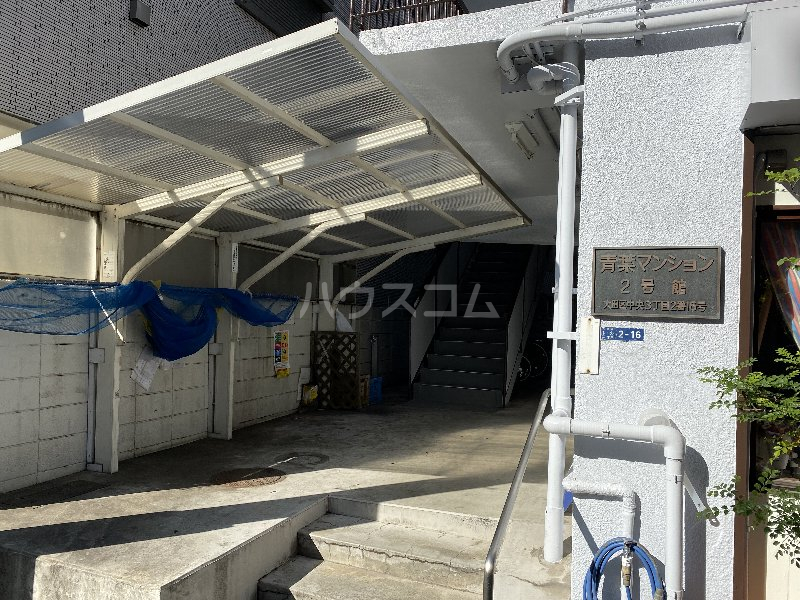 2/4 エントランス