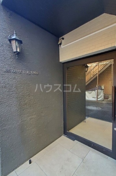 14/19 エントランス