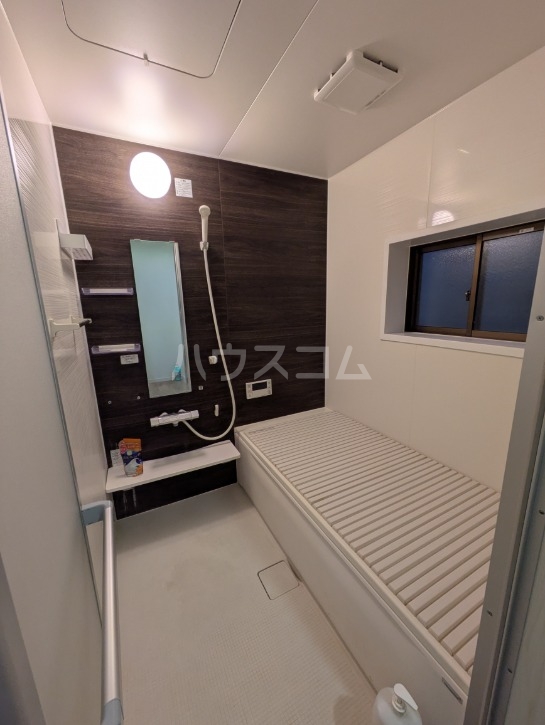 14/30 浴室