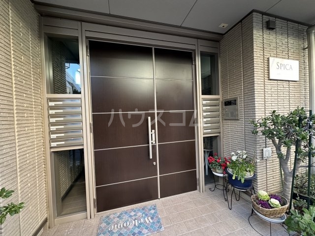 3/8 エントランス