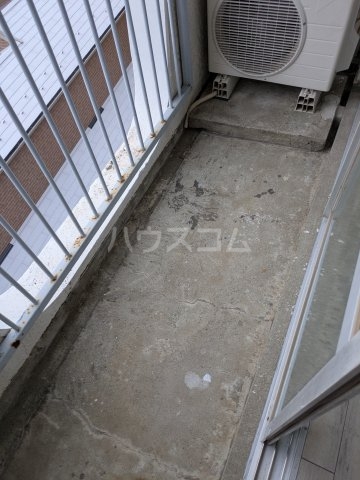 19/30 バルコニー