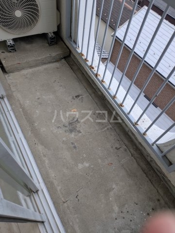 20/30 バルコニー