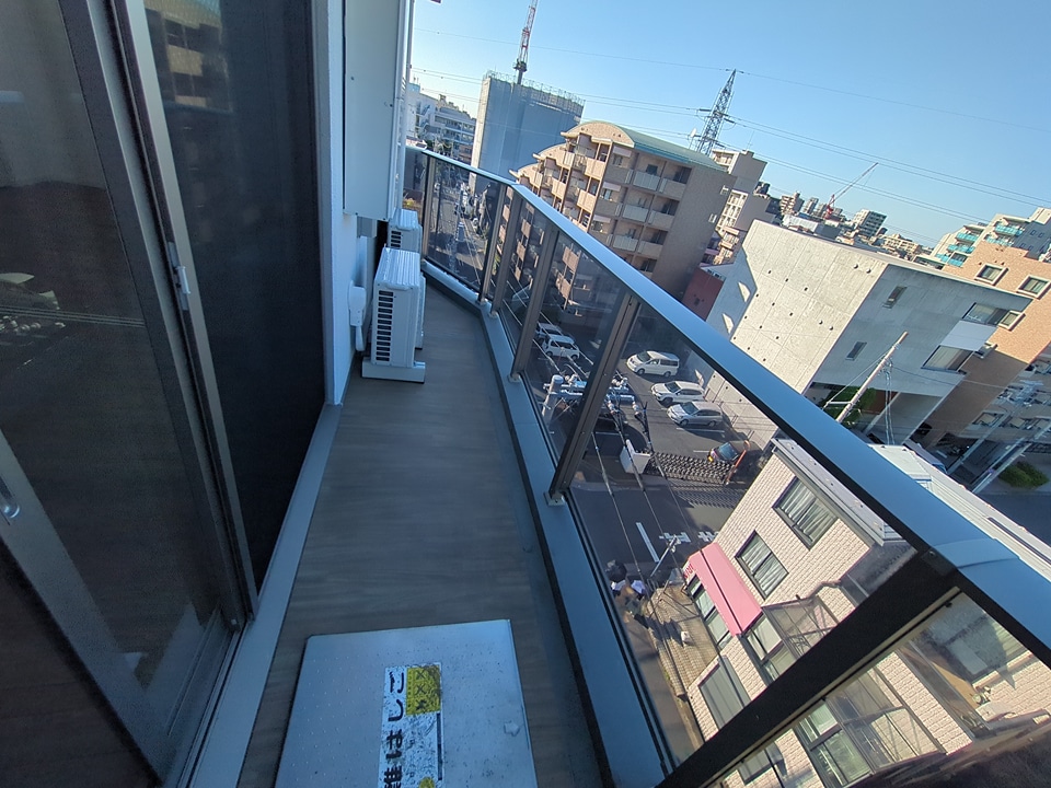 バルコニー