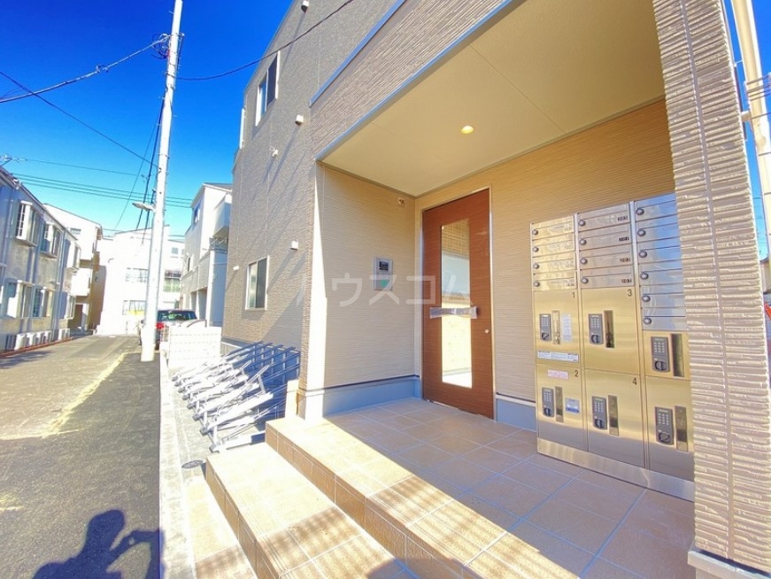 2/11 エントランス