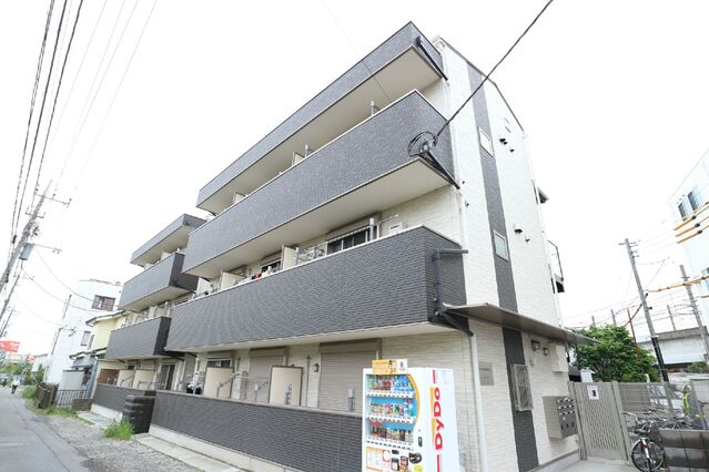 19/29 エントランス