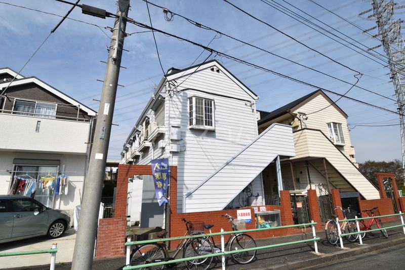 18/28 エントランス