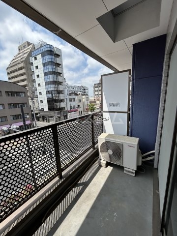 15/23 バルコニー