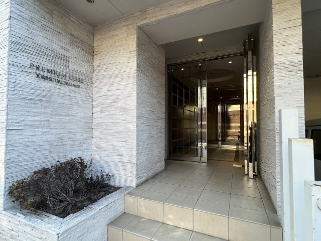 21/23 エントランス