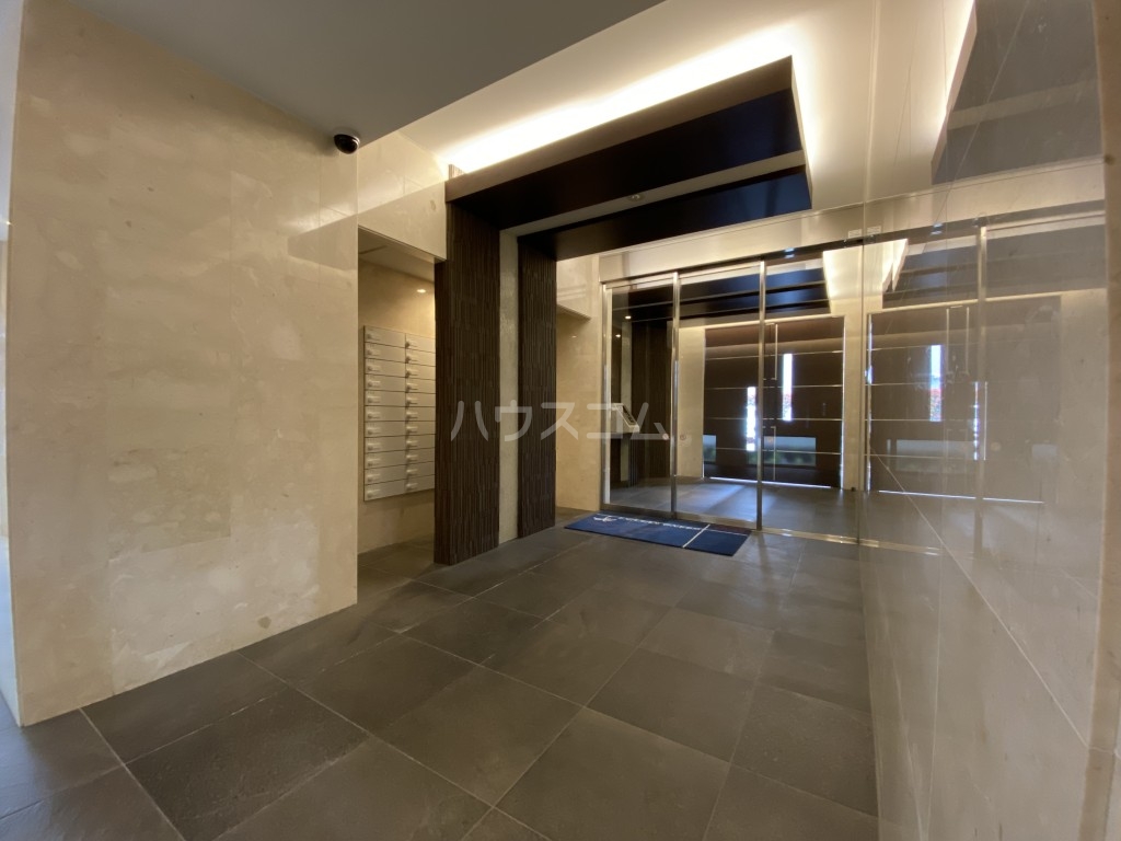 3/6 エントランス