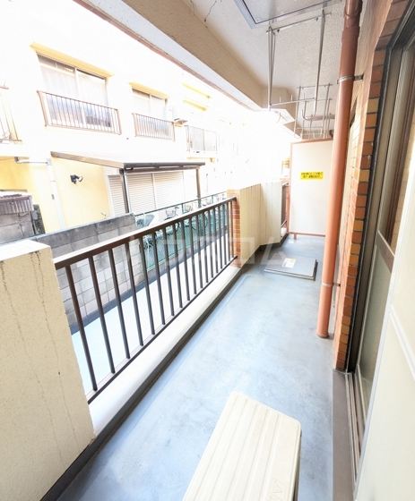 22/30 バルコニー