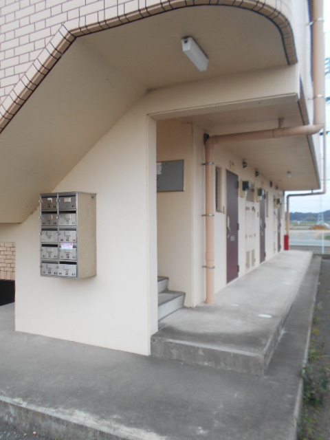 17/22 エントランス