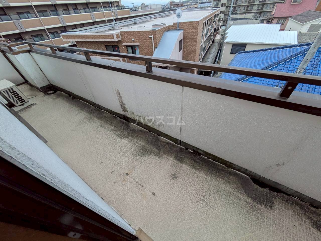 15/27 バルコニー