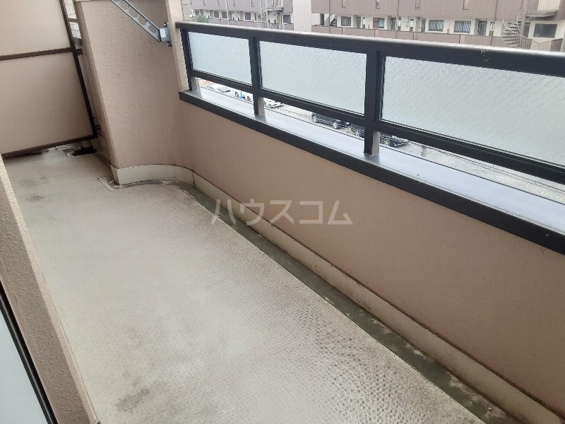 21/30 バルコニー