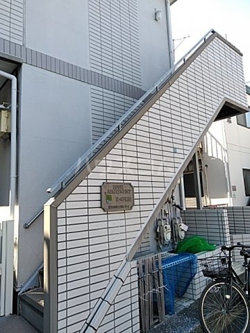 16/26 エントランス