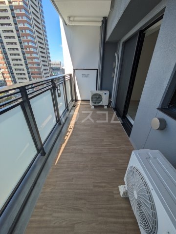 19/30 バルコニー