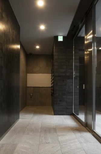 3/7 エントランス