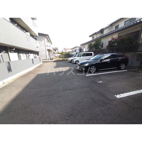16/24 駐車場