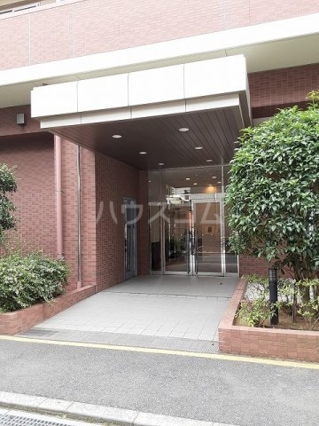 2/3 エントランス