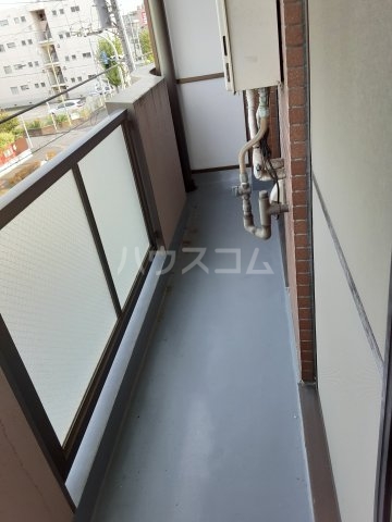 19/27 バルコニー