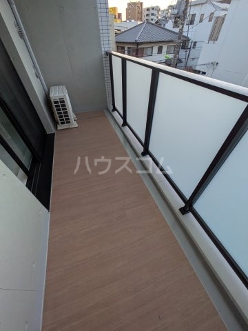 19/30 バルコニー