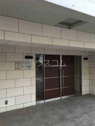 2/5 エントランス