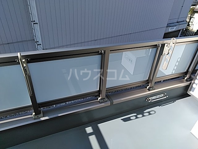 13/30 バルコニー