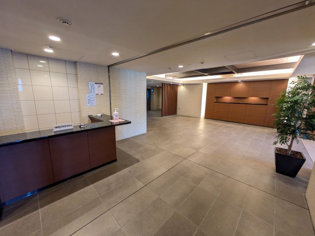 3/4 エントランス