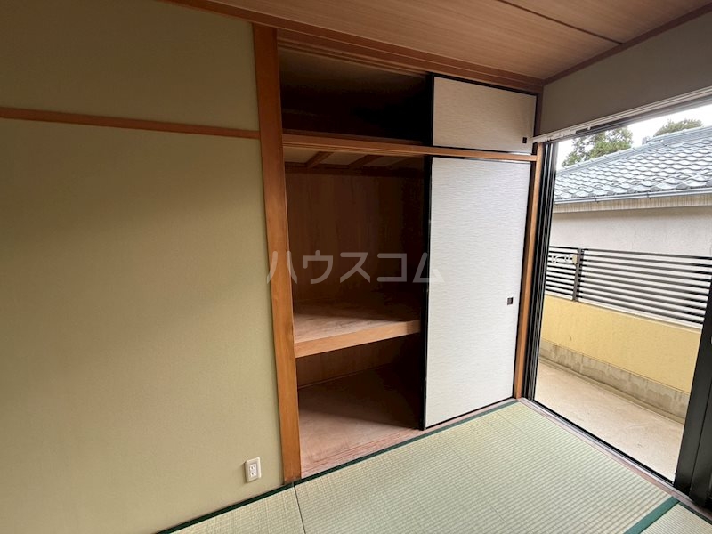 13/30 収納