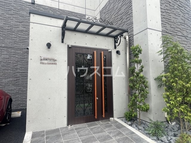 2/4 エントランス