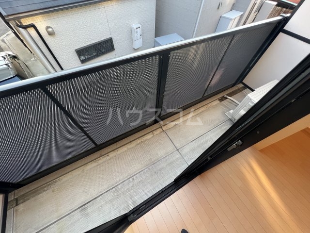 13/23 バルコニー