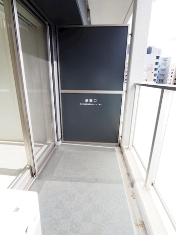 17/23 バルコニー