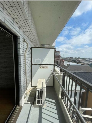 18/28 バルコニー