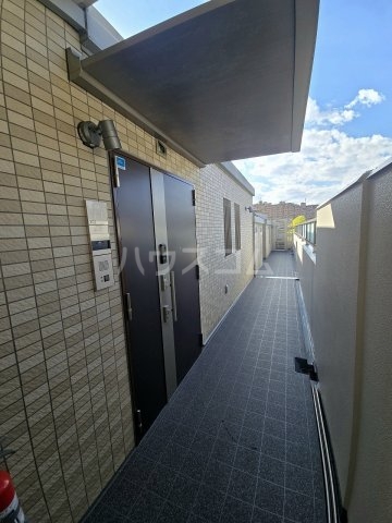 19/29 エントランス