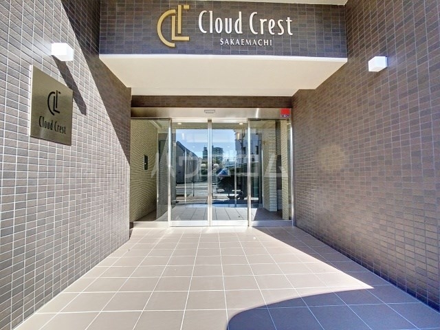 2/4 エントランス