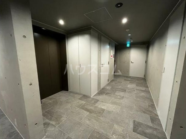 2/11 エントランス