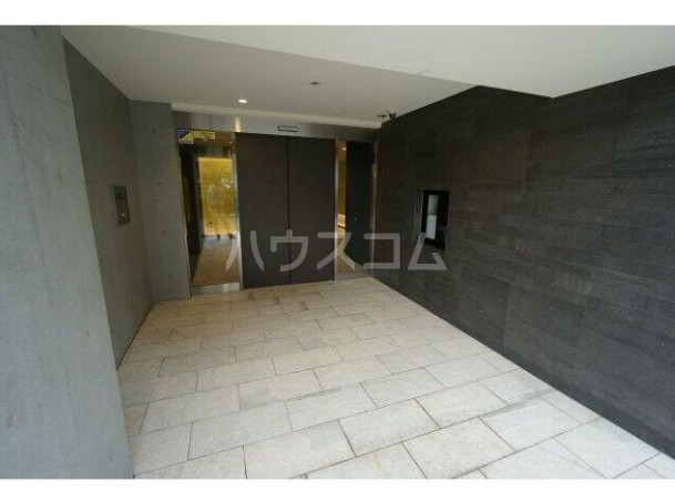 19/21 エントランス