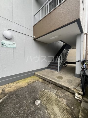 28/30 駐車場