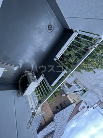 21/30 バルコニー