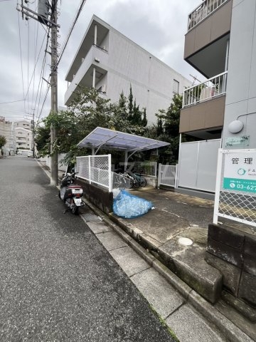 29/30 駐車場