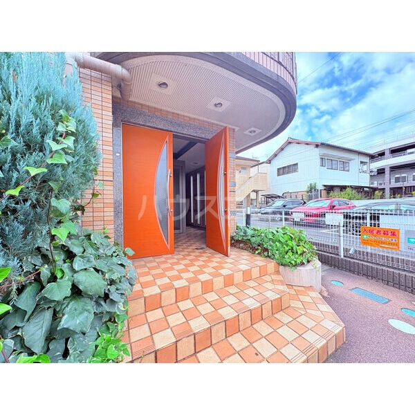 2/10 エントランス