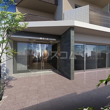 16/26 エントランス