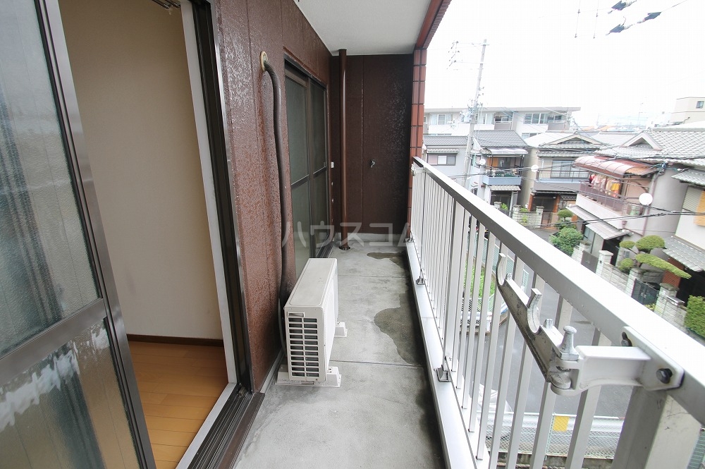 19/28 バルコニー