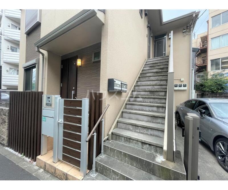 17/28 エントランス