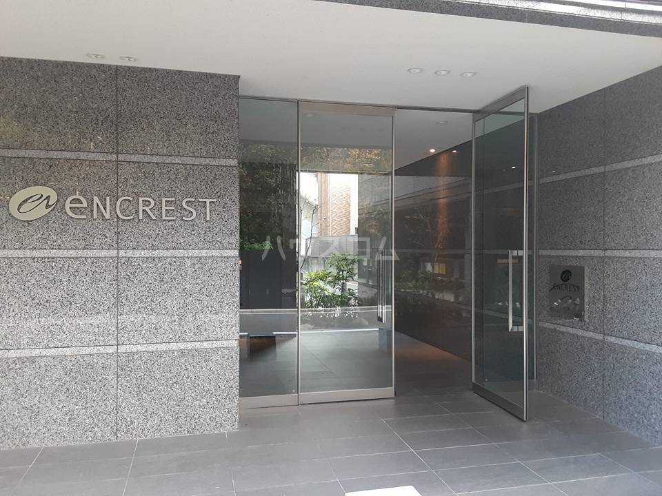 14/22 エントランス