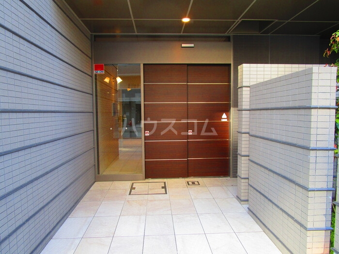 3/8 エントランス