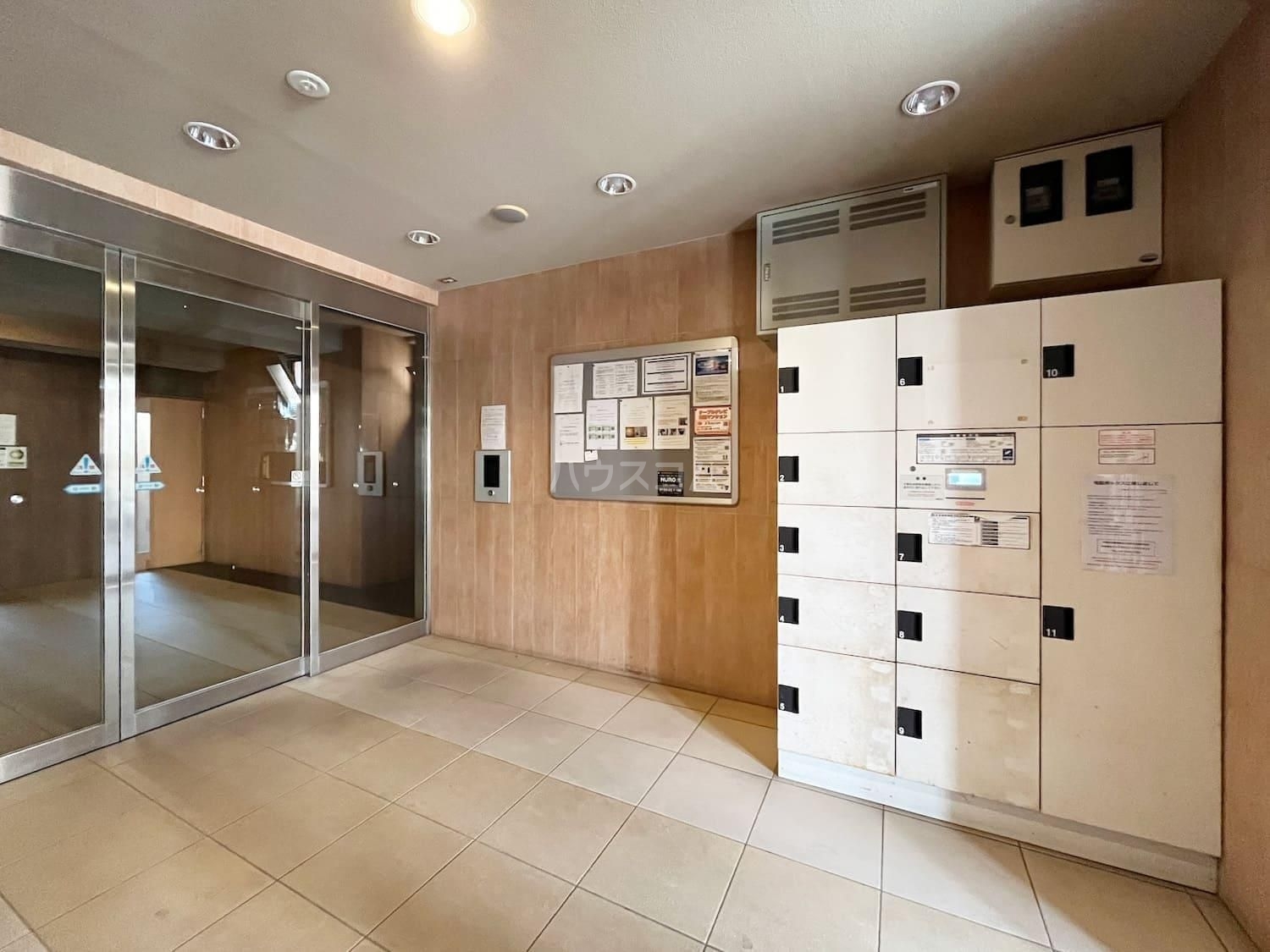 14/24 エントランス