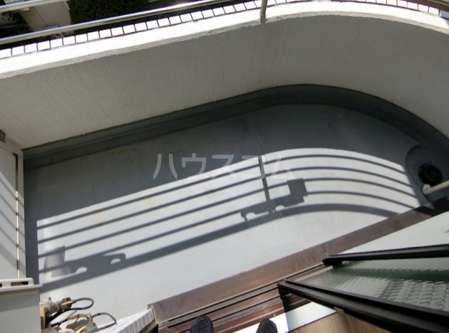 13/20 バルコニー