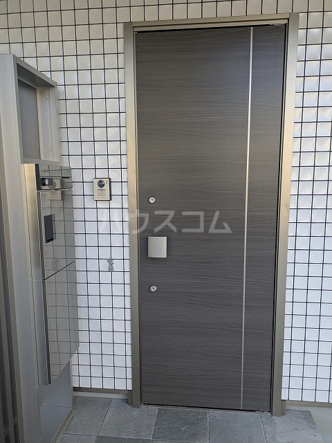 2/5 エントランス